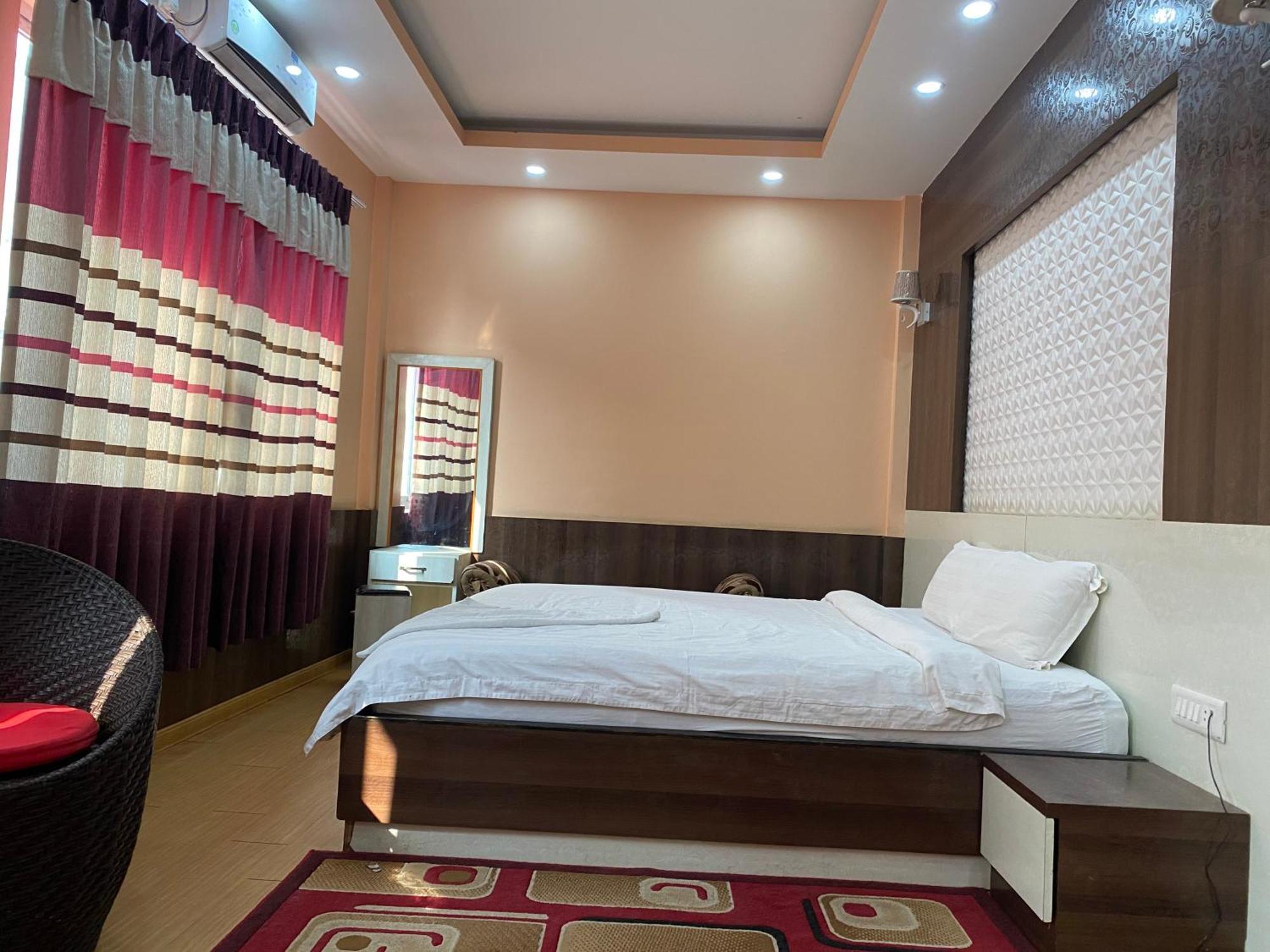Hotel Gorkha Palace Pvt. Ltd ภายนอก รูปภาพ